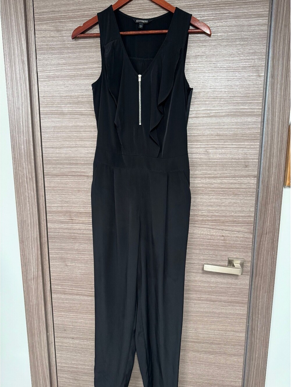 Express Women’s Black Sleeveless Jumpsuit Size 2 Ruffle Zip Front Tapered Leg